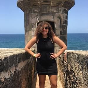 Meet your Posher, Jaclyn